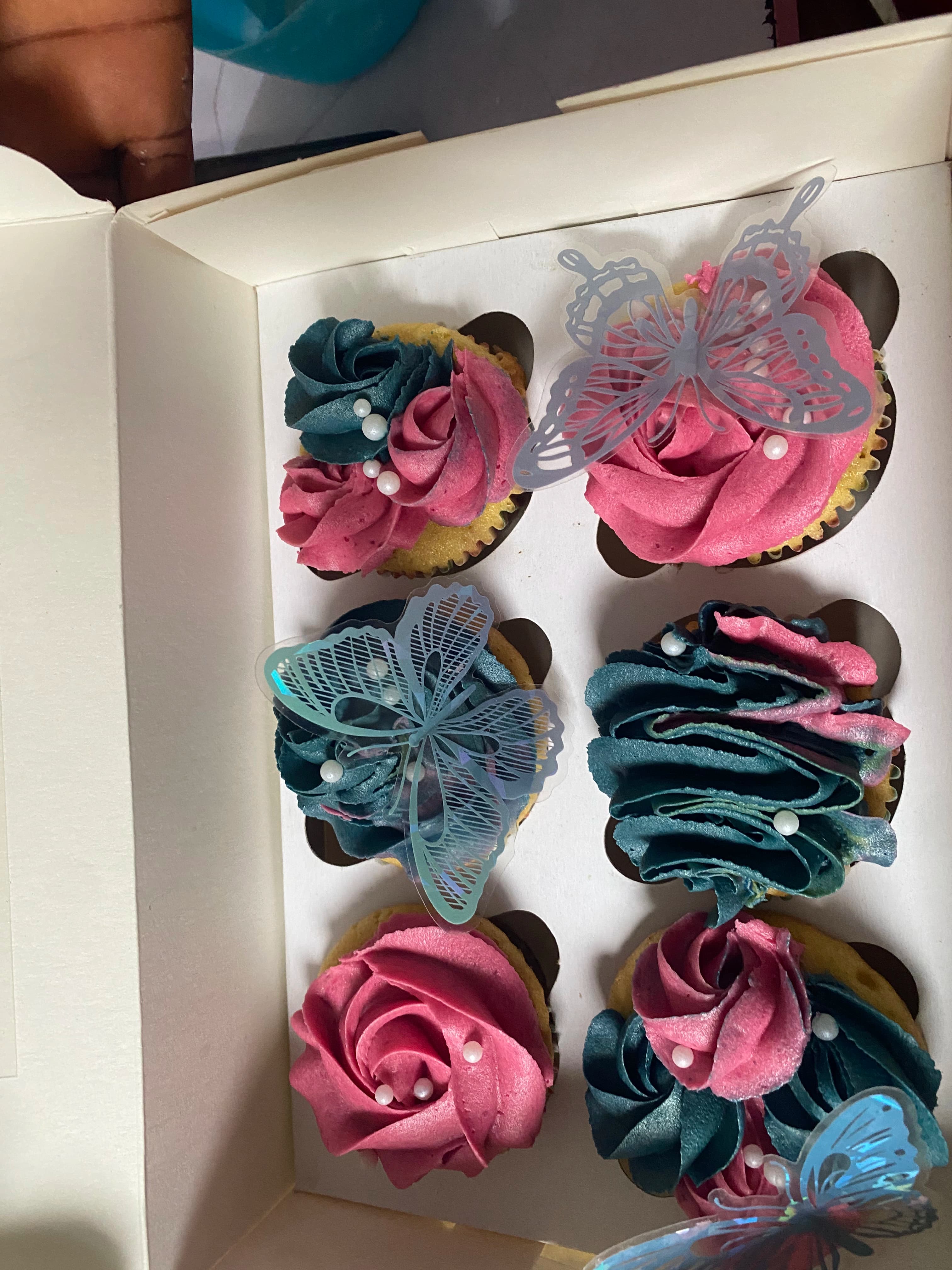 Buttercream Cupcakes — Box of 6