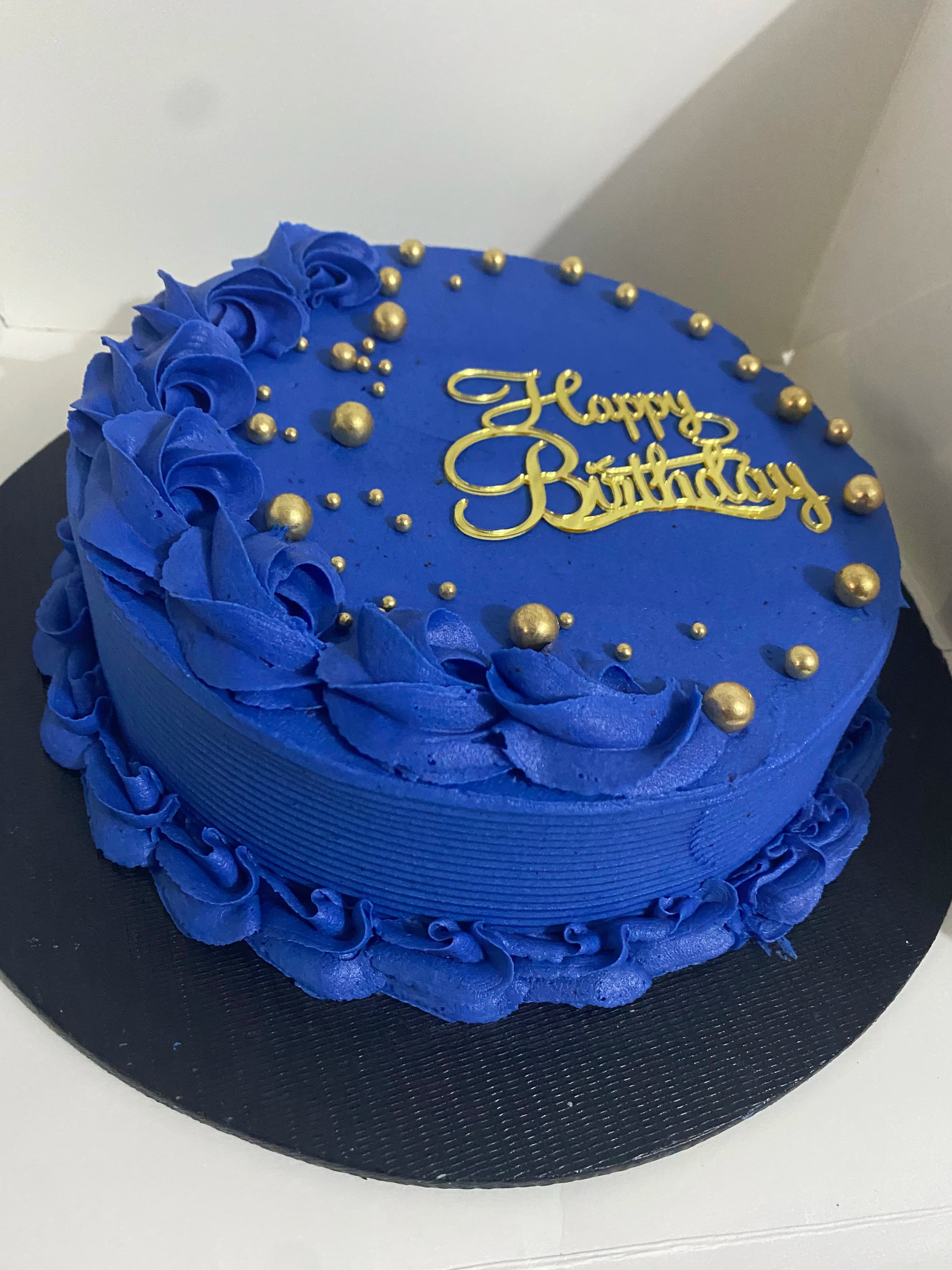 Classic 8-Inch Buttercream Cake